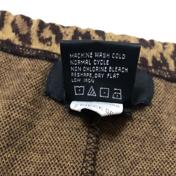 SOLD! LENNIE FOR NINA LEONARD Knit Skirt Leopard - Picture 3 of 6